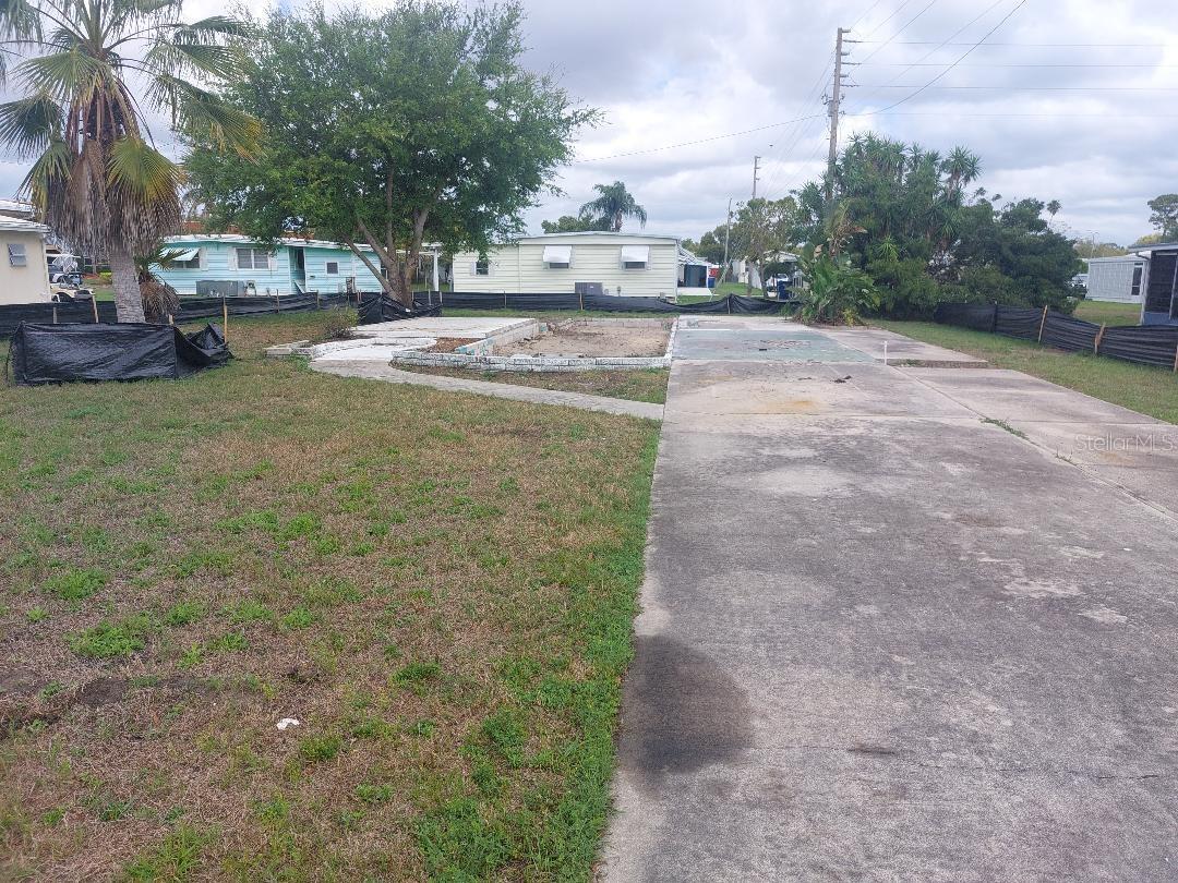 Photo of 105 LAKE TARPON DRIVE #26 PALM HARBOR FL 34684