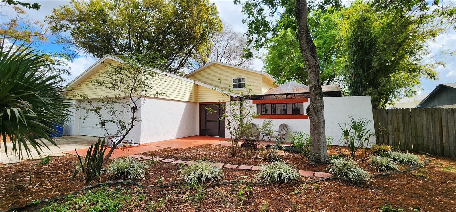 Photo of 7905 HEATHER COURT TAMPA FL 33634