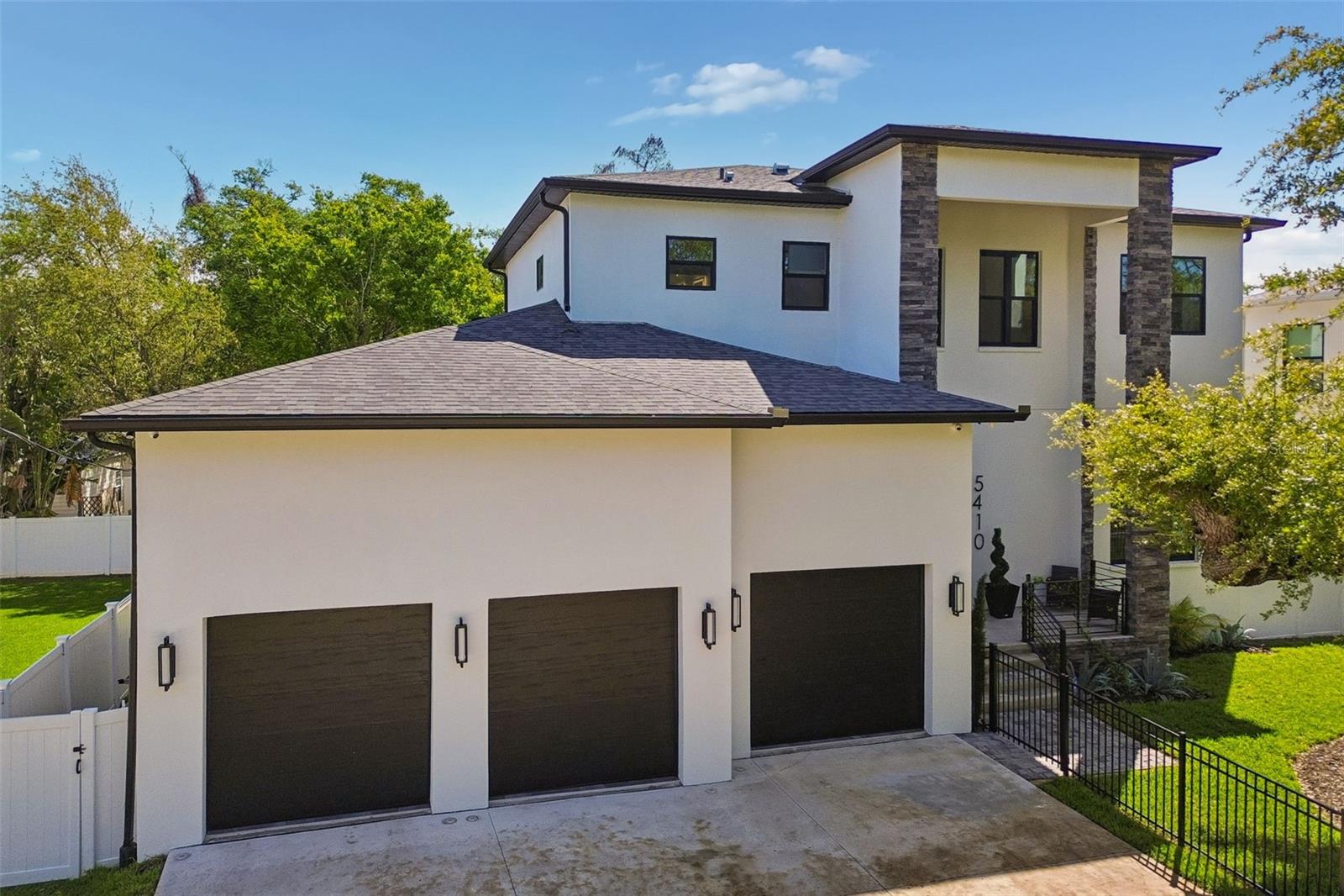Photo of 5410 BAYSHORE BLVD TAMPA FL 33611