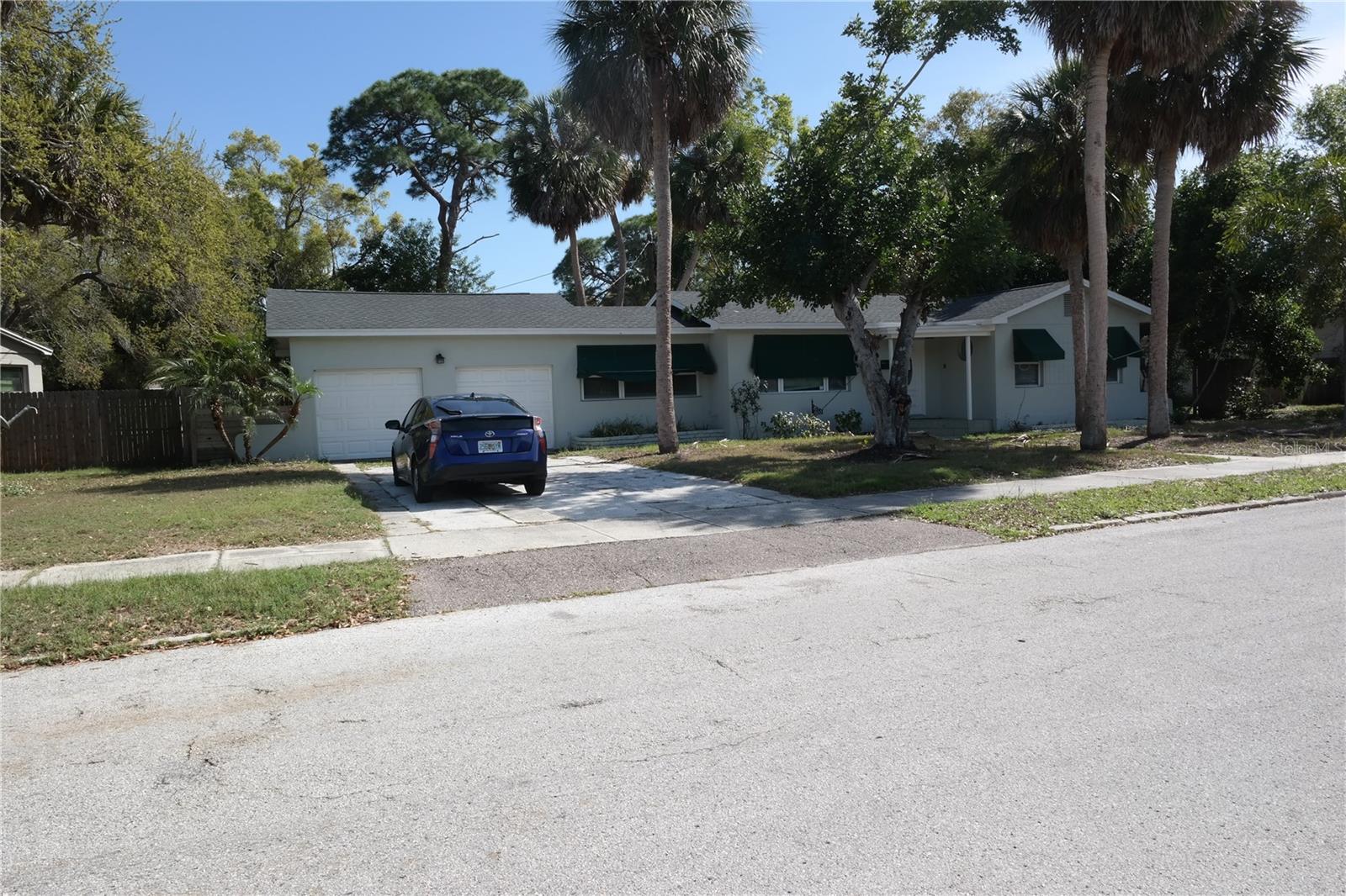 Photo of 800 E HARBOR DRIVE ST PETERSBURG FL 33705