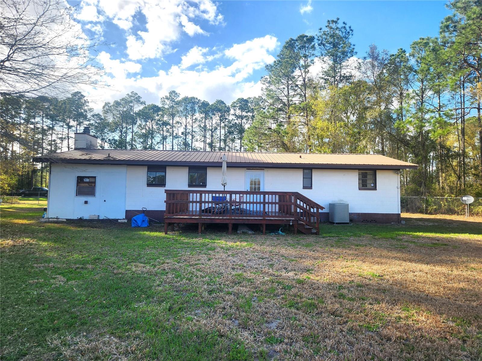 Photo of 2355 SE STATE ROAD 100 STARKE FL 32091