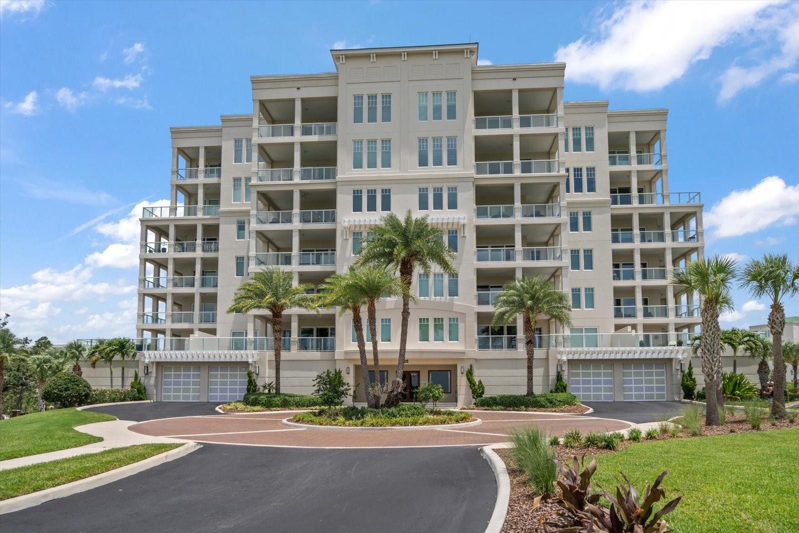 Photo of 125 BELLEVIEW BOULEVARD #302 BELLEAIR FL 33756