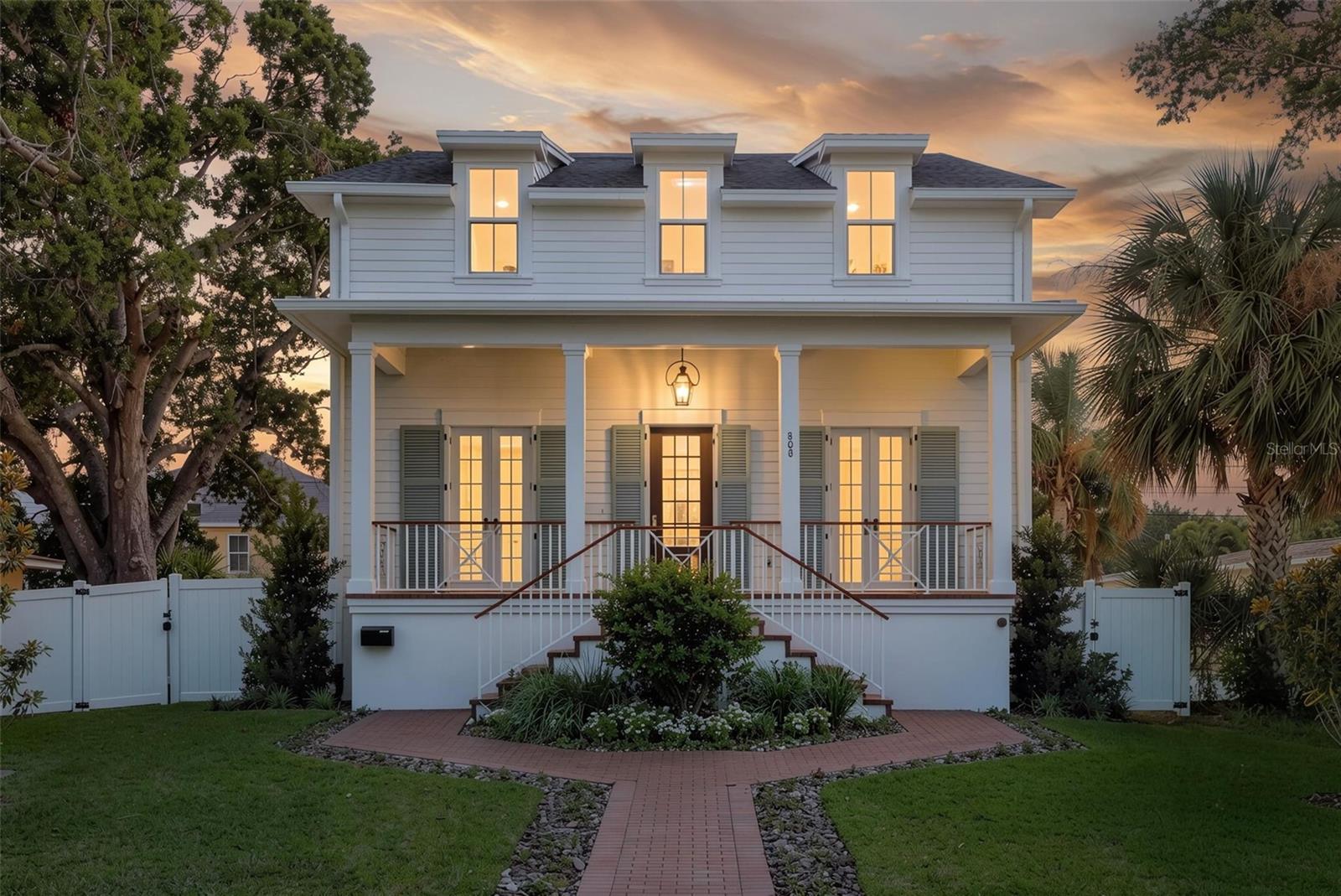 Photo of 808 39TH AVENUE ST PETERSBURG FL 33703