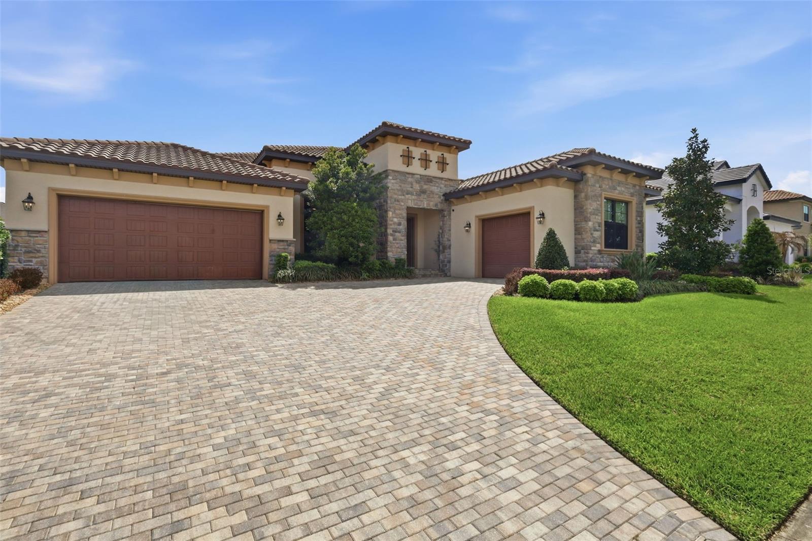 Photo of 14907 TAVARES MILL AVENUE LITHIA FL 33547