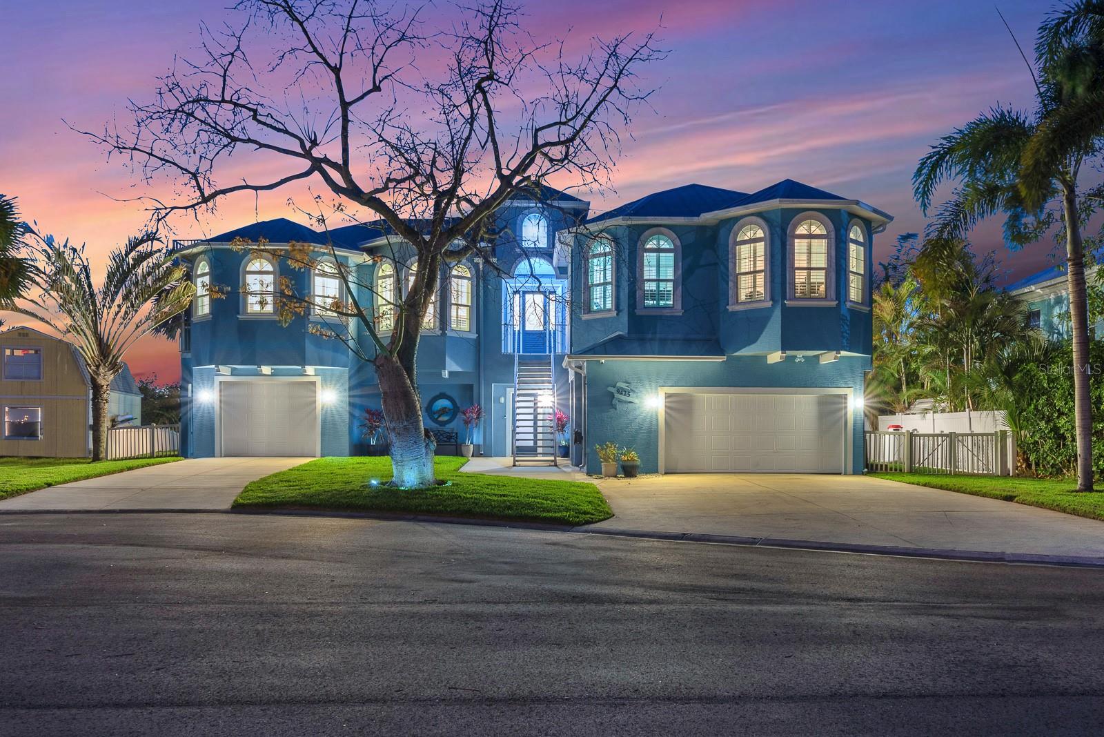 Photo of 9425 OAK STREET RIVERVIEW FL 33578