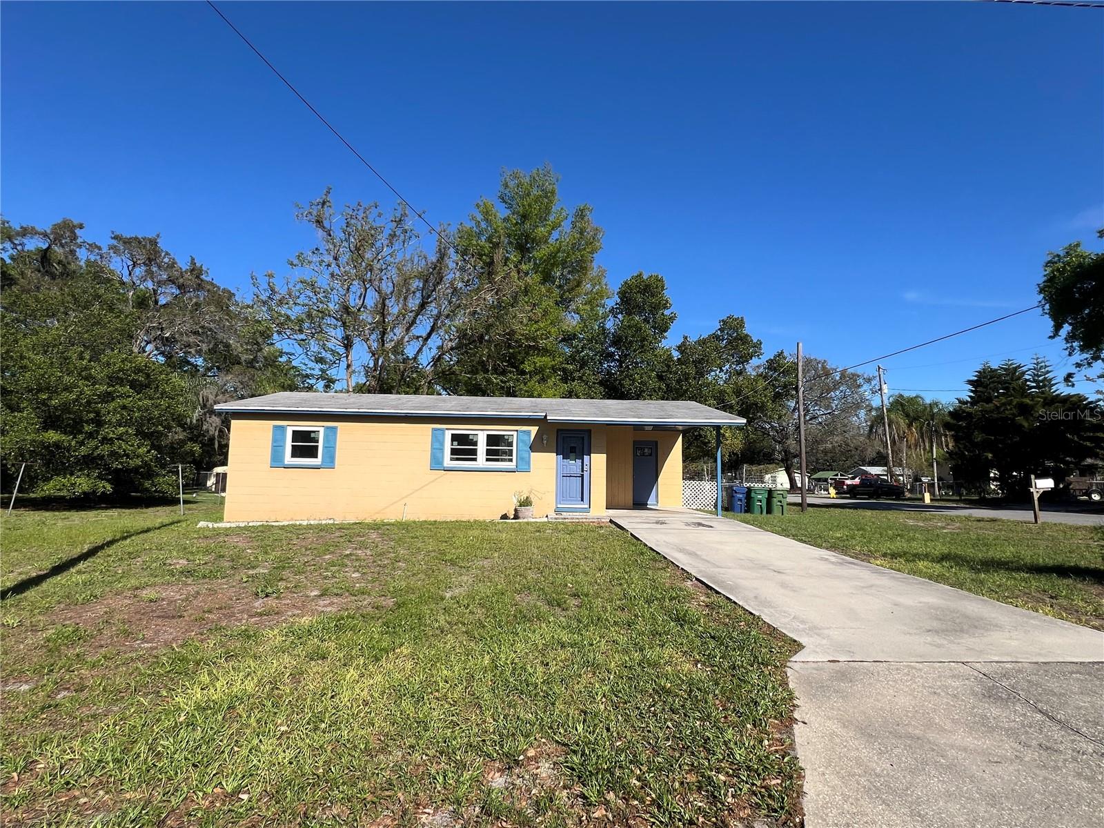 Photo of 1602 E ANNONA AVENUE TAMPA FL 33612