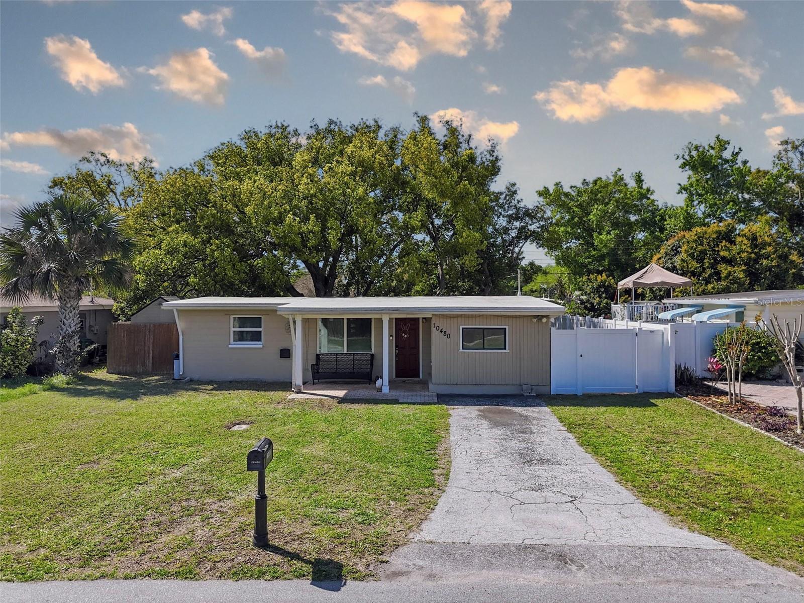 Photo of 10480 111TH AVENUE LARGO FL 33773