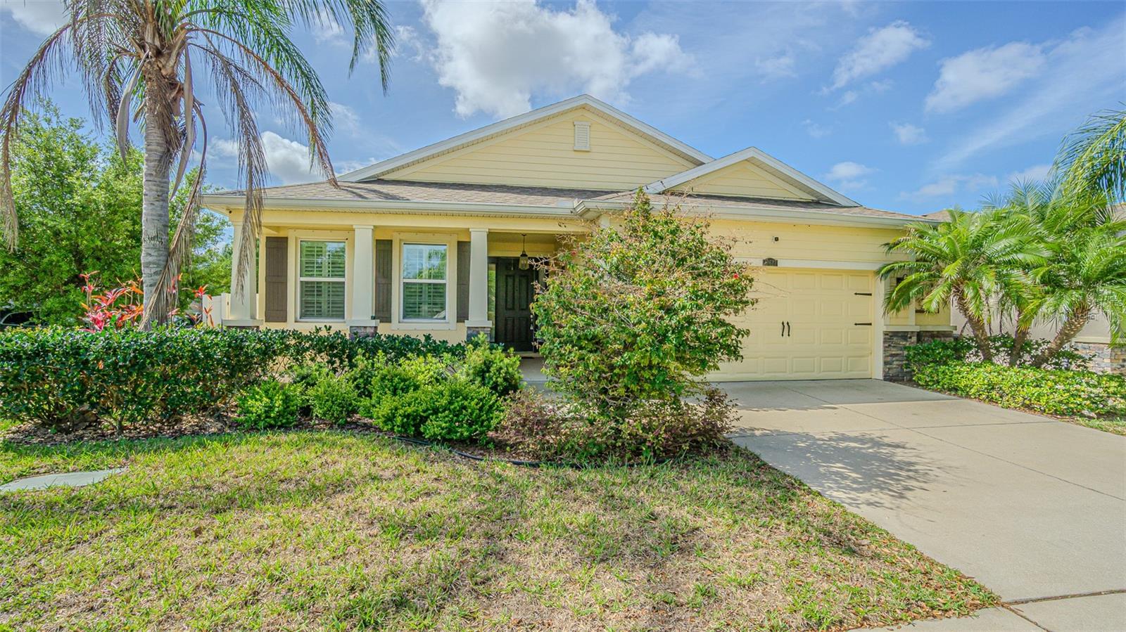 Photo of 10627 SCENIC HOLLOW DRIVE RIVERVIEW FL 33578