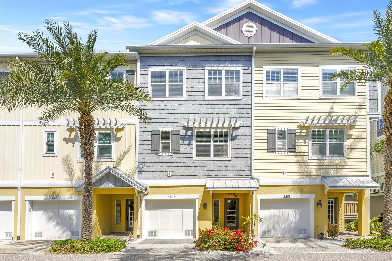 Photo of 3207 NAUTICAL PLACE ST PETERSBURG FL 33712