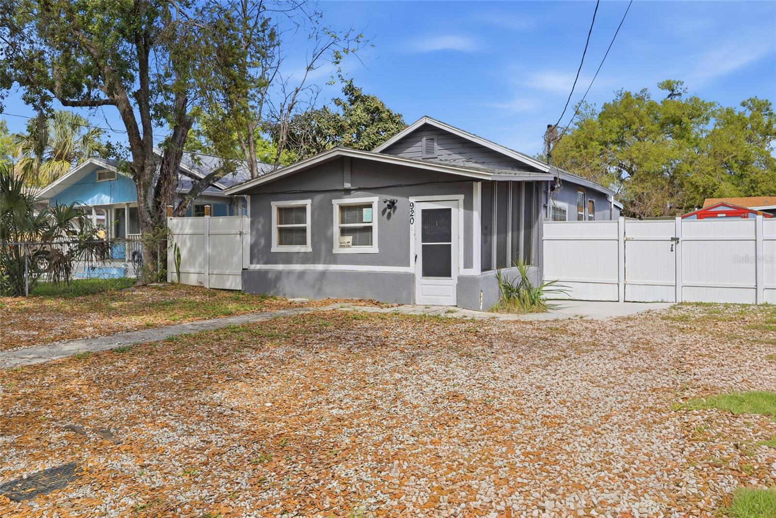 Photo of 920 E ANNIE STREET TAMPA FL 33612