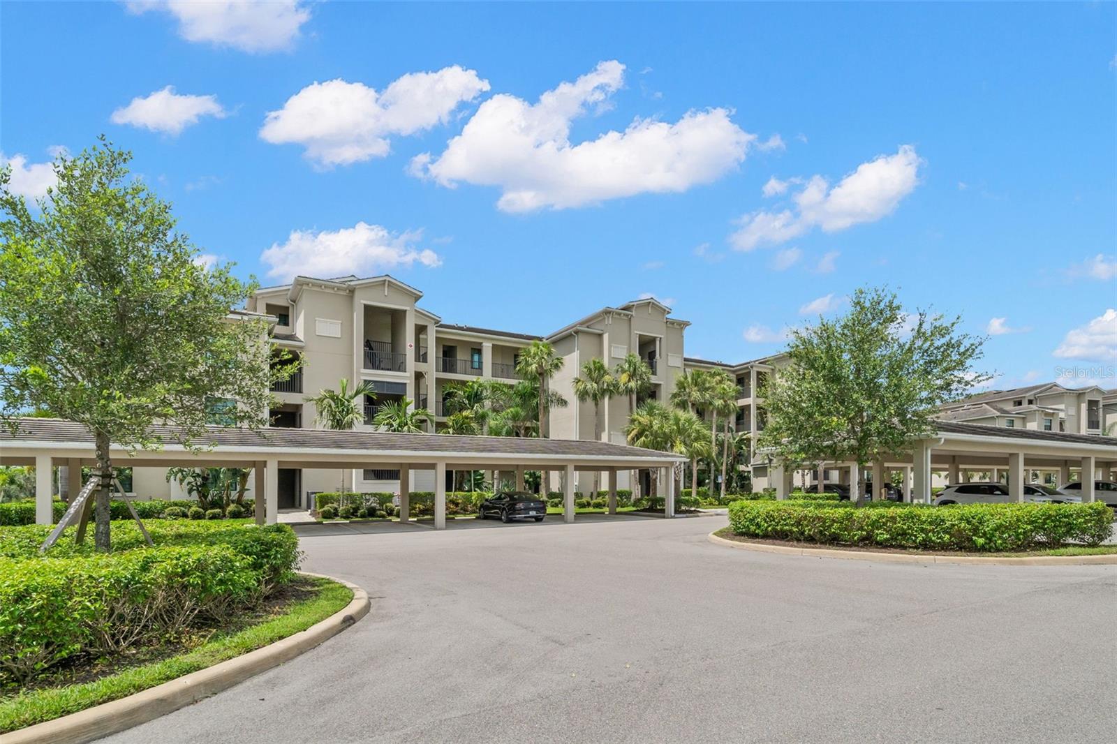 Photo of 17520 GAWTHROP DRIVE #303 BRADENTON FL 34211