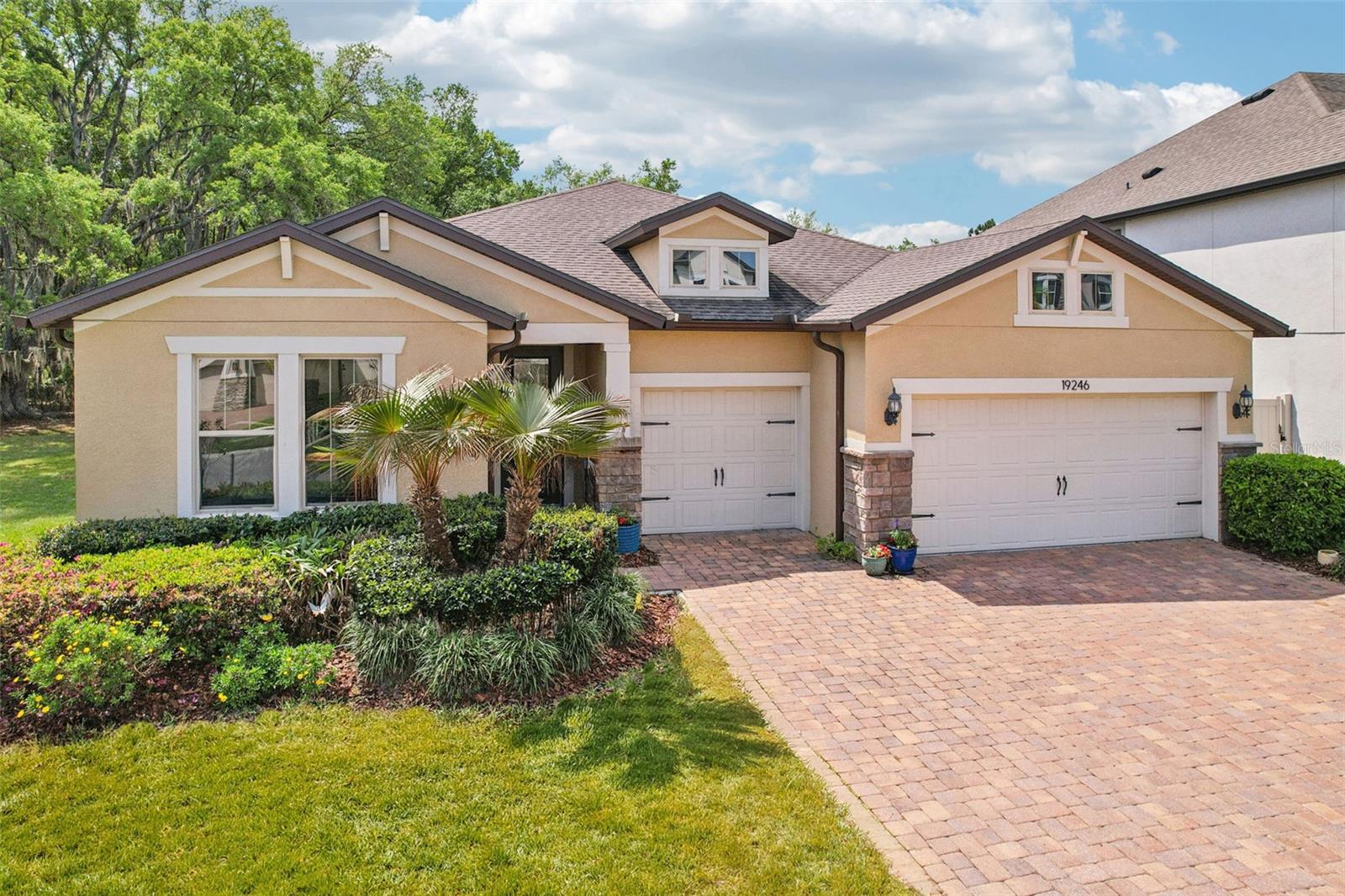 Photo of 19246 BRIARBROOK DRIVE TAMPA FL 33647