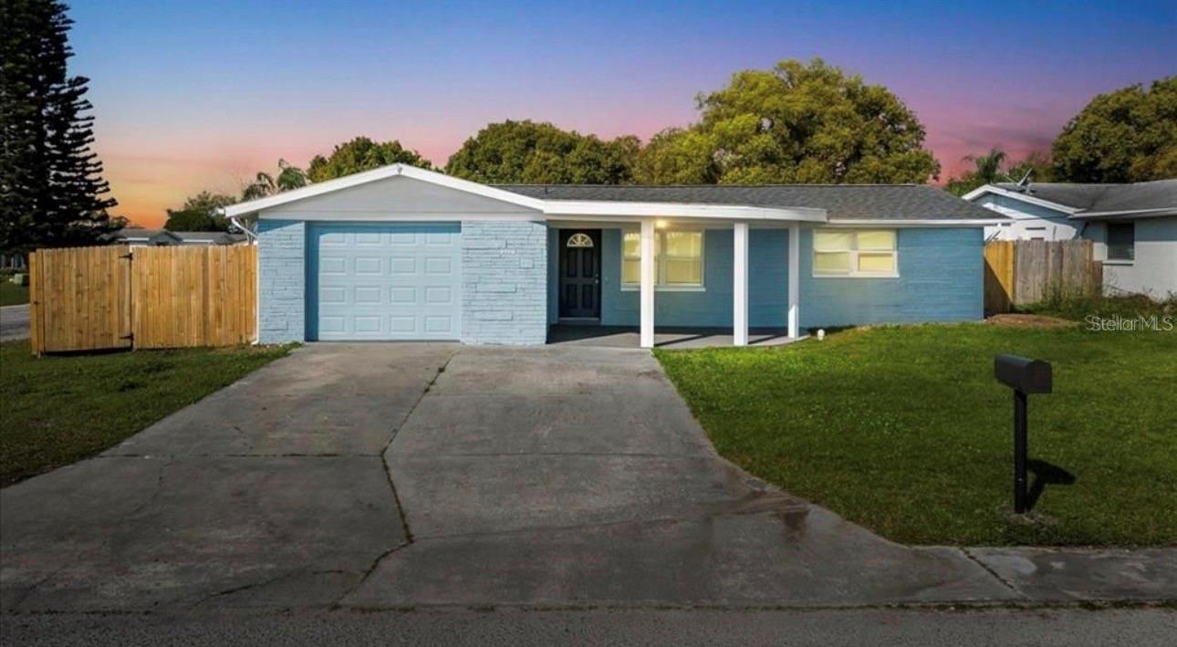 Photo of 2705 GARDNER PLACE HOLIDAY FL 34691