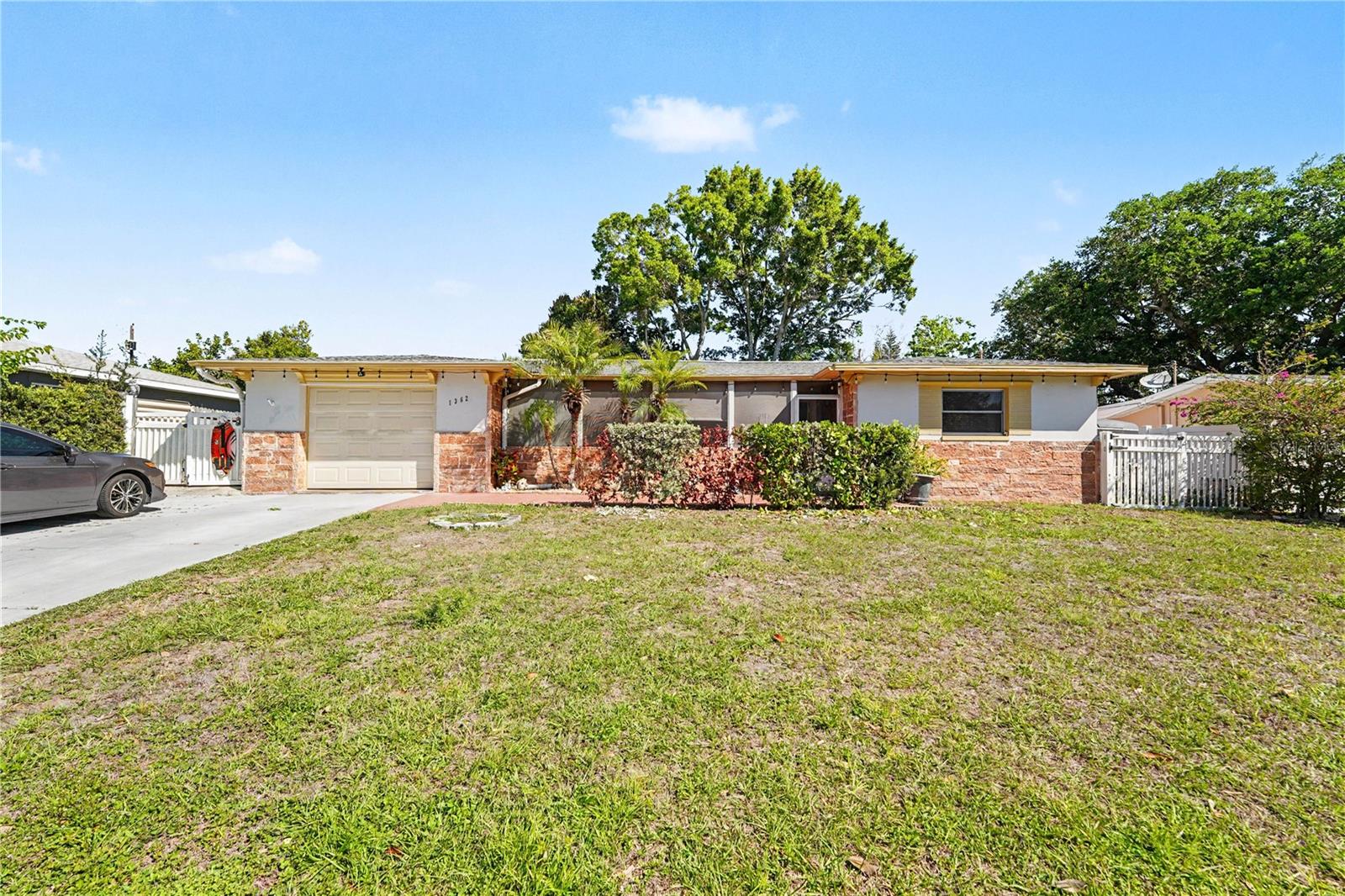 Photo of 1362 STRATFORD DRIVE CLEARWATER FL 33756