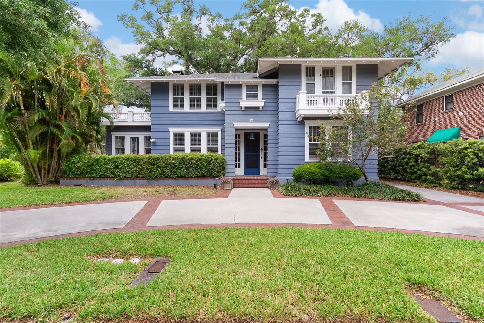 Photo of 418 JASMINE WAY CLEARWATER FL 33756