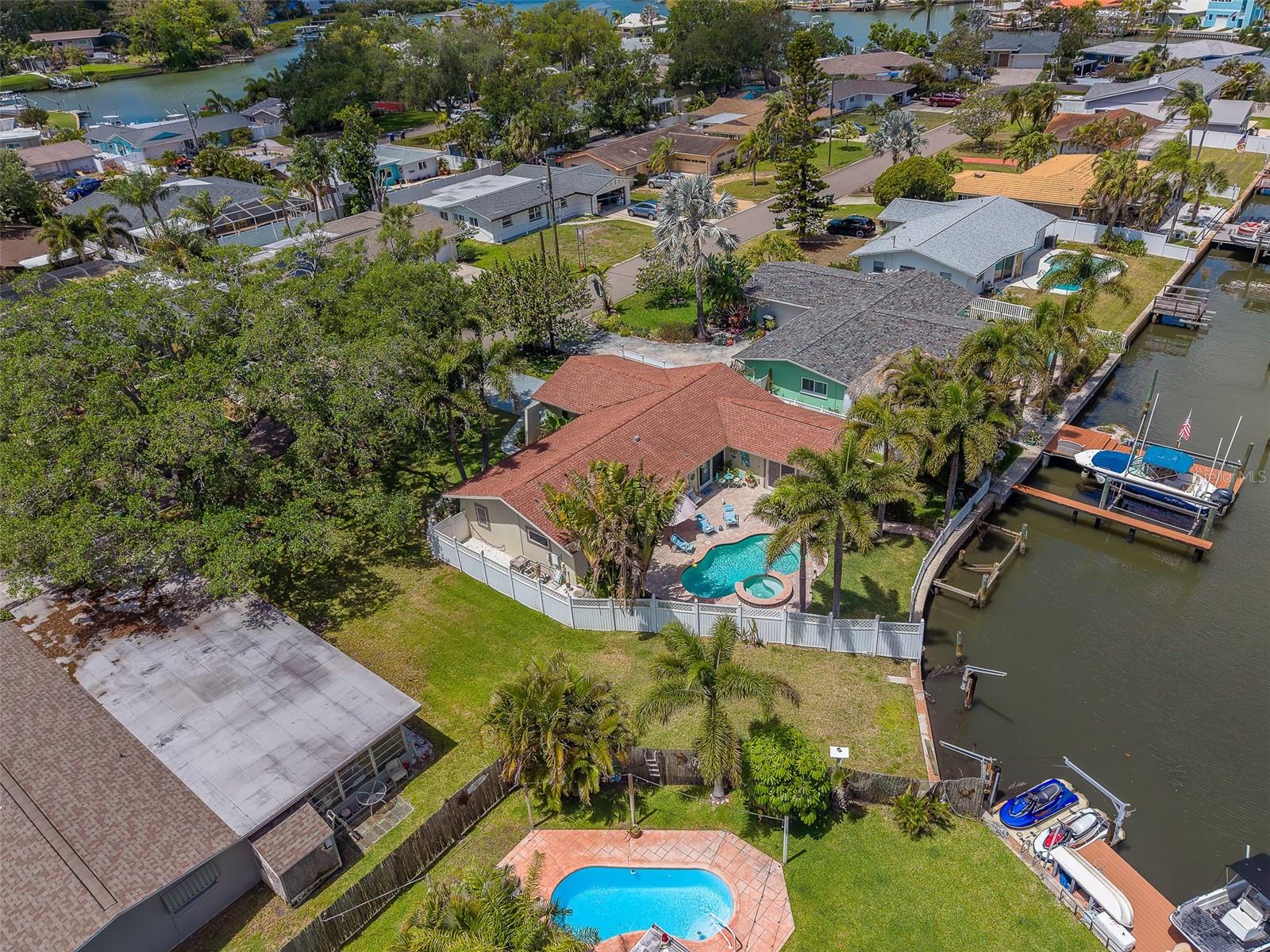 Photo of 2017 COVE DRIVE LARGO FL 33774