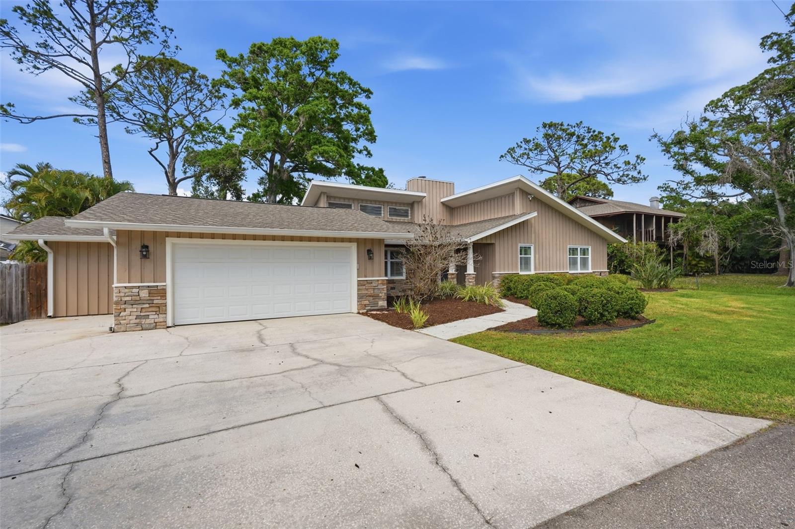 Photo of 13917 76TH TERRACE SEMINOLE FL 33776