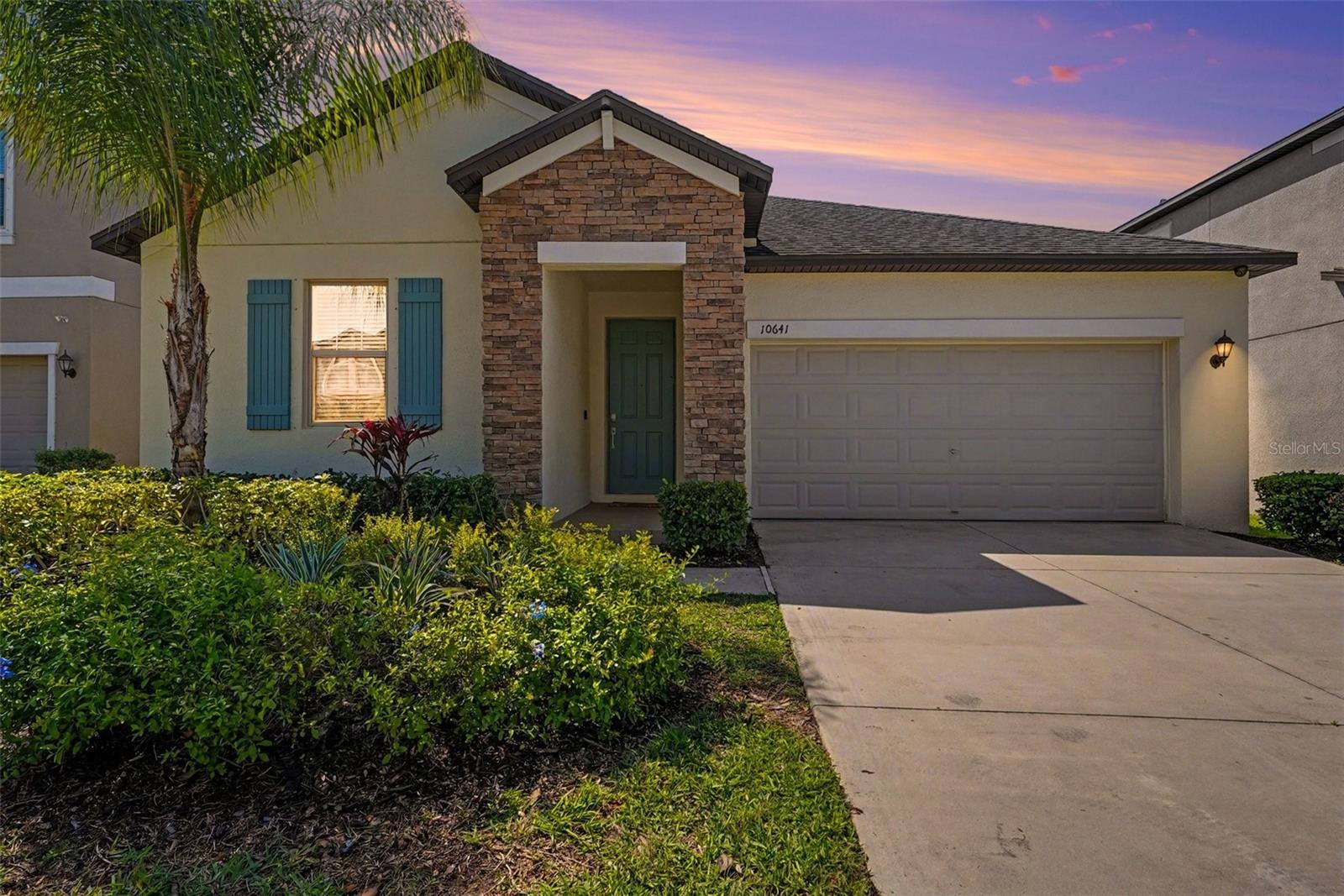 Photo of 10641 BAHAMA WOODSTAR COURT RIVERVIEW FL 33579