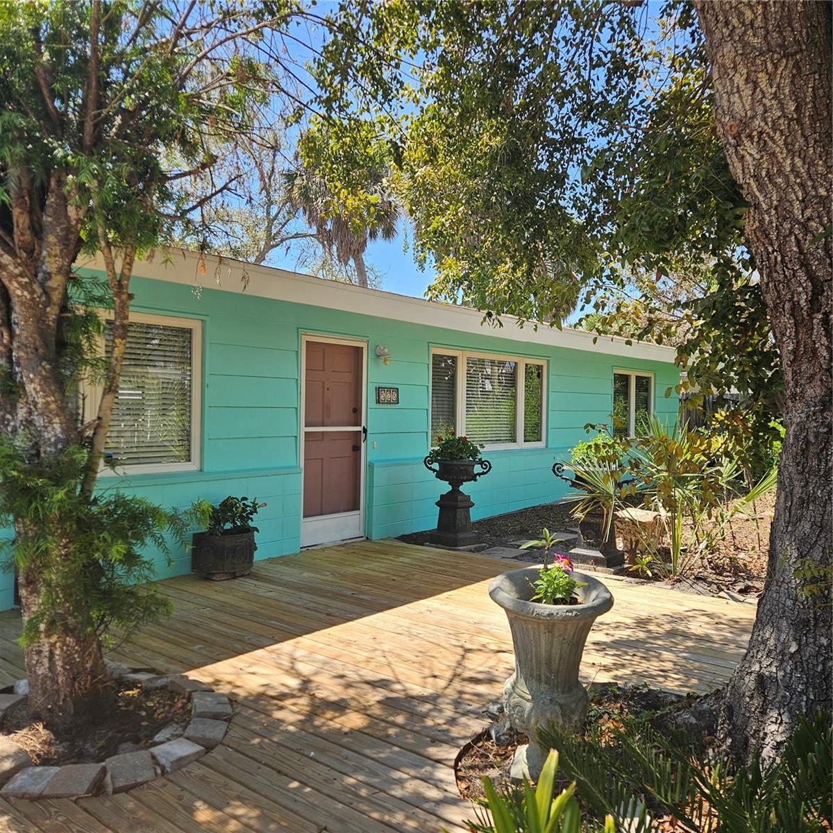 Photo of 528 RALPH STREET SIESTA KEY FL 34242