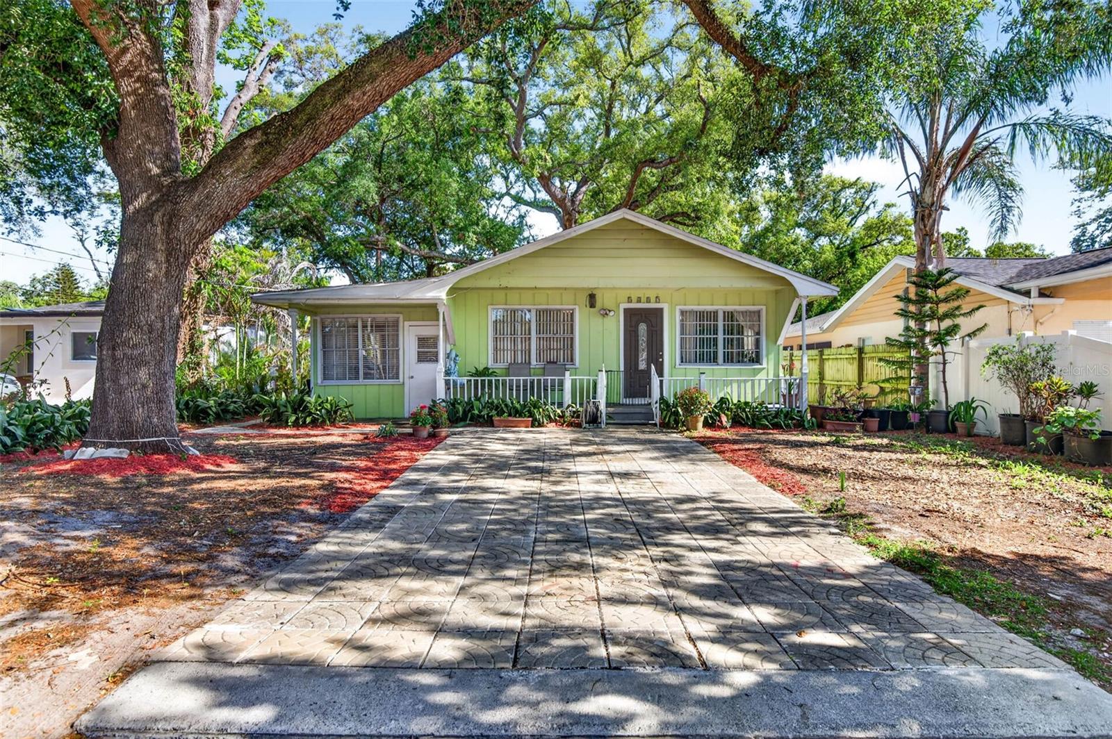 Photo of 1417 W YUKON STREET TAMPA FL 33604
