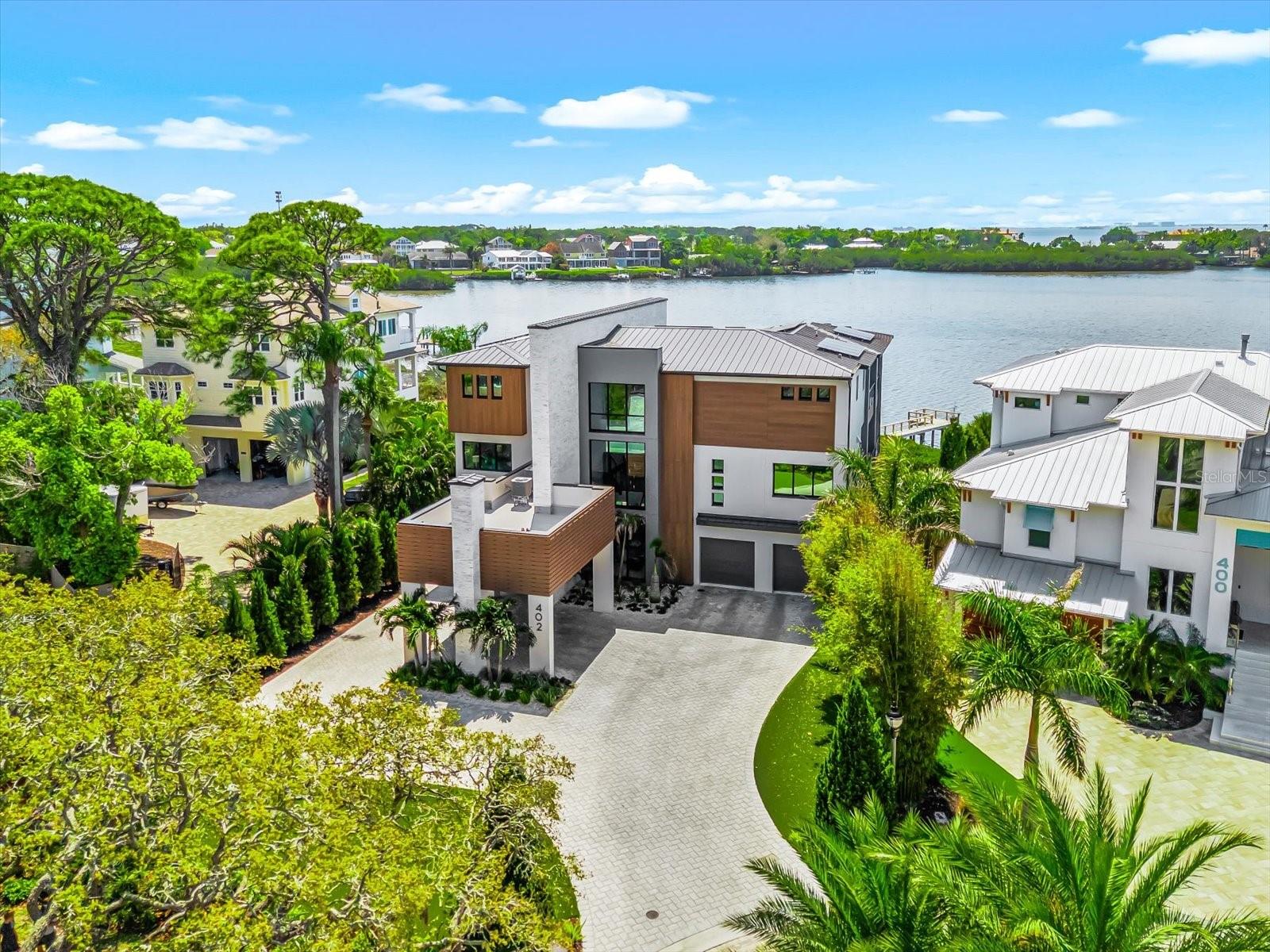 Photo of 402 HILLSBOROUGH STREET PALM HARBOR FL 34683