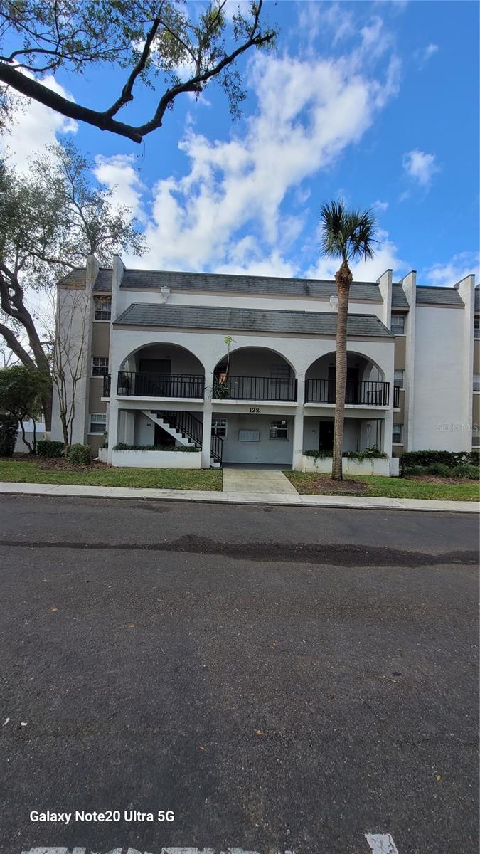 Photo of 122 N KINGS AVENUE #202 BRANDON FL 33510