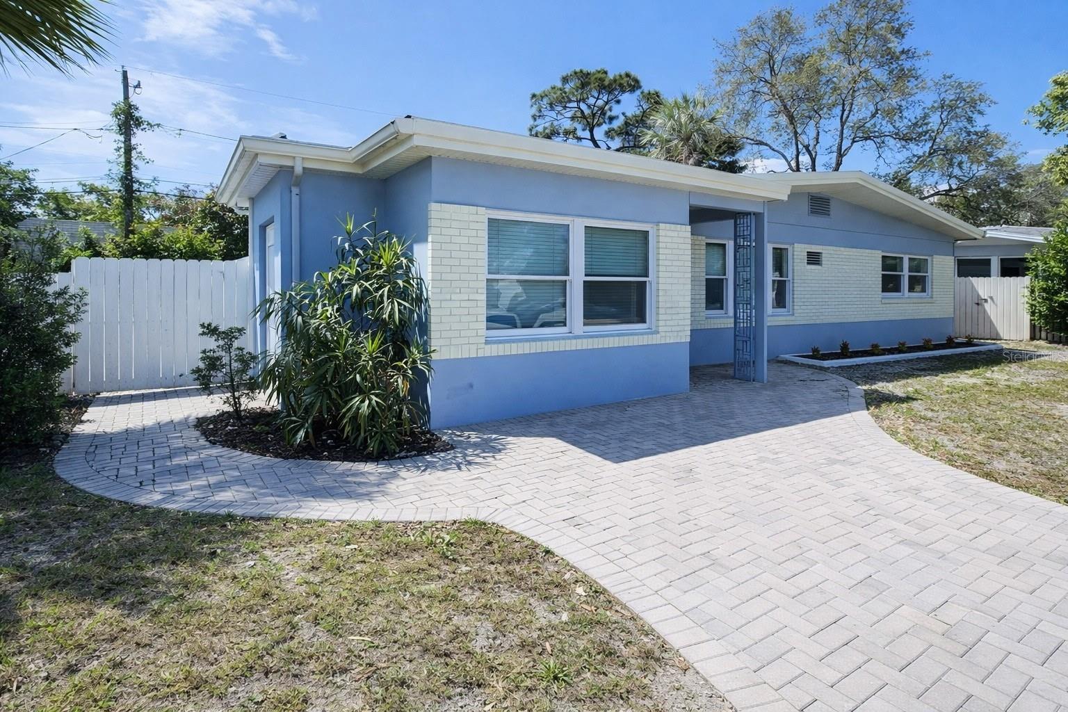 Photo of 1105 CONNECTICUT ROAD TARPON SPRINGS FL 34689