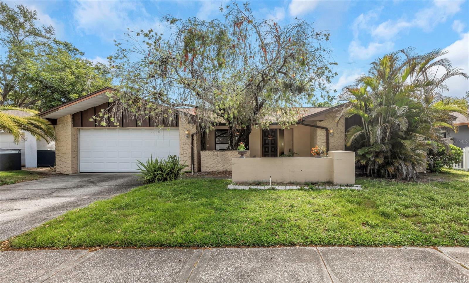 Photo of 107 COUNTRY VILLAS DRIVE SAFETY HARBOR FL 34695