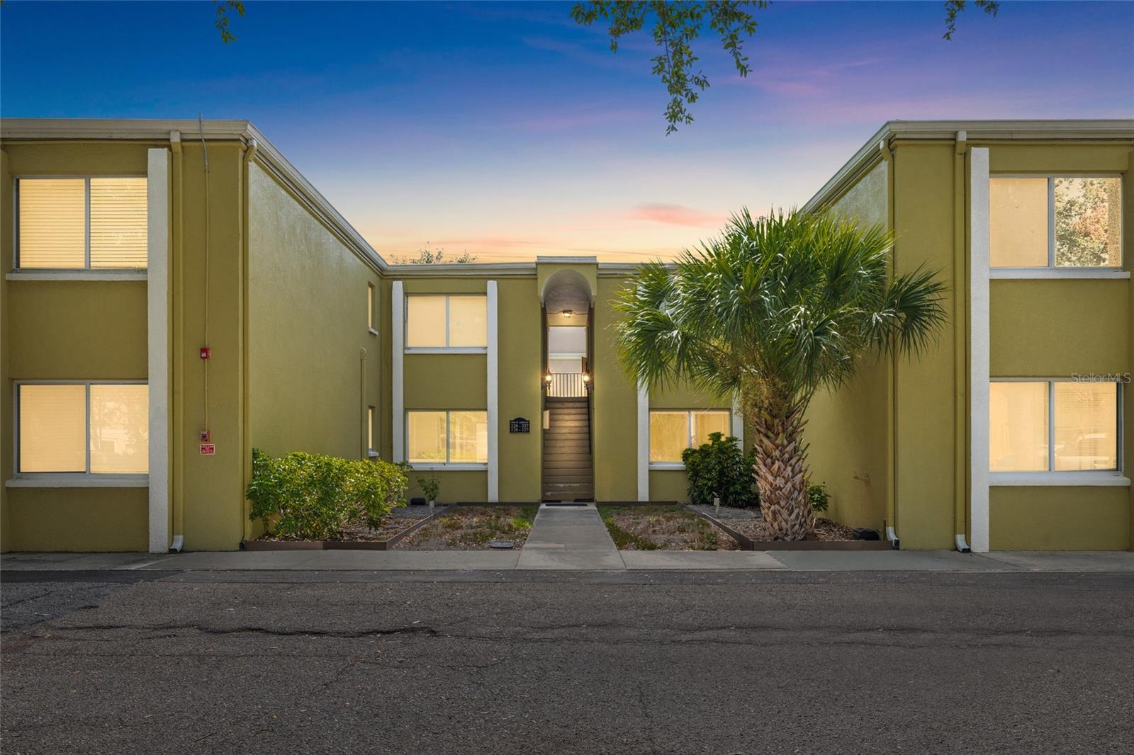 Photo of 3206 W AZEELE STREET #227 TAMPA FL 33609