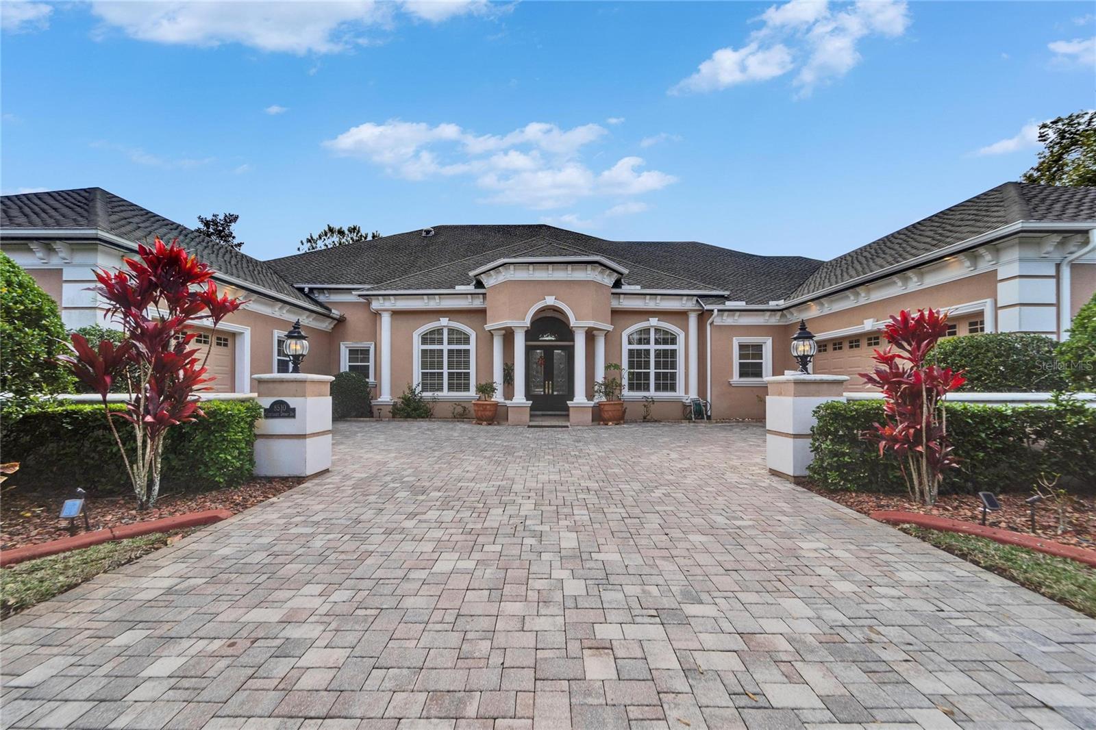 Photo of 8510 KENTUCKY DERBY DRIVE ODESSA FL 33556