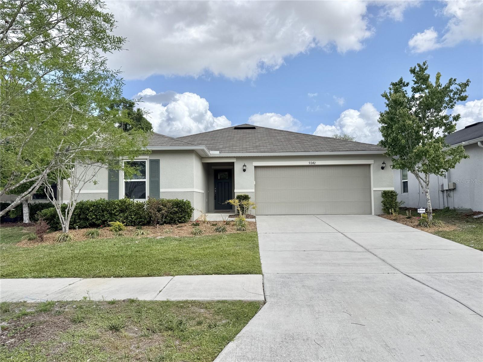 Photo of 9242 FREEDOM HILL DR SEFFNER FL 33584