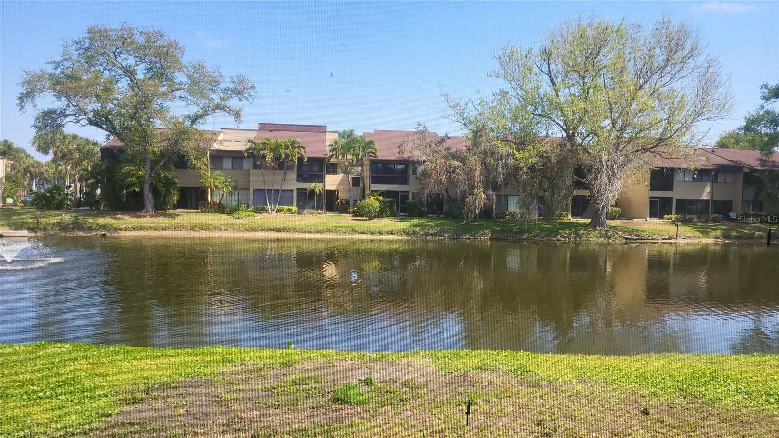 Photo of 875 S VILLAGE DRIVE #102 ST PETERSBURG FL 33716
