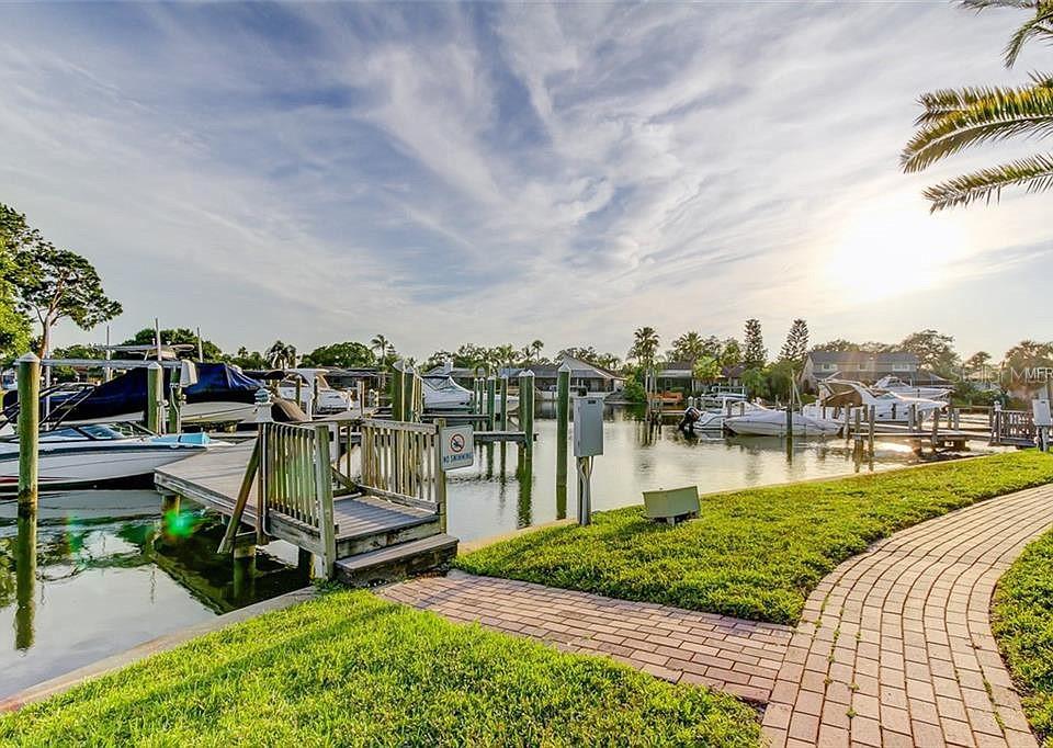 Photo of 10416 SAINT TROPEZ PLACE TAMPA FL 33615