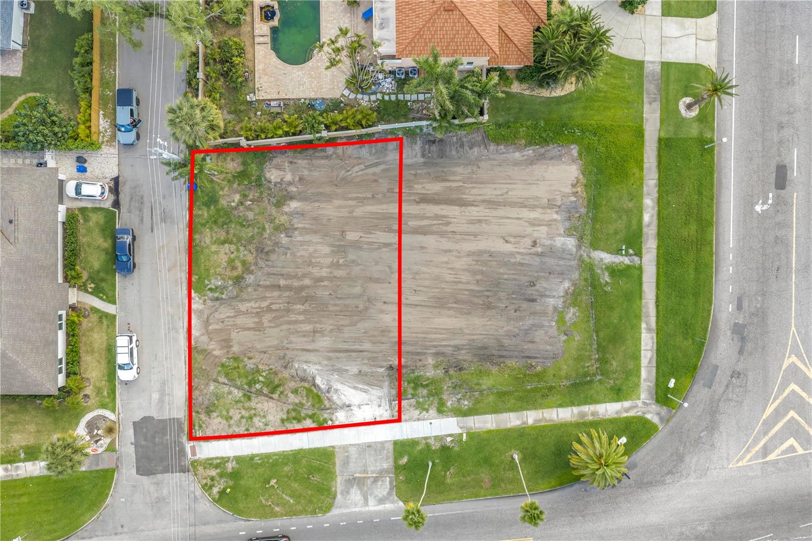 Photo of 515 SNELL ISLE BOULEVARD ST PETERSBURG FL 33704