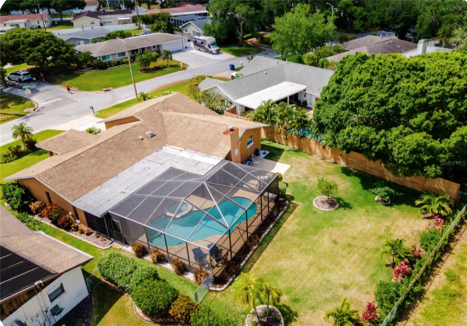 Photo of 5916 OAKHURST DRIVE SEMINOLE FL 33772
