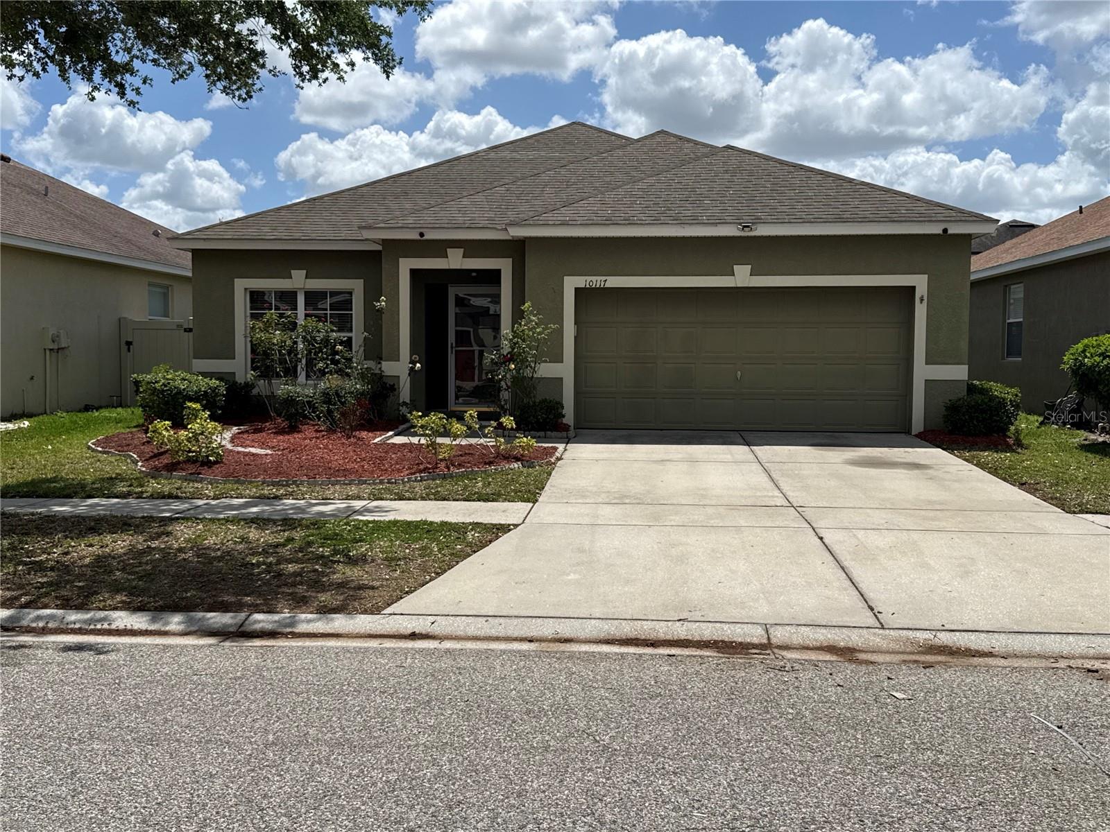Photo of 10117 CELTIC ASH DRIVE RUSKIN FL 33573