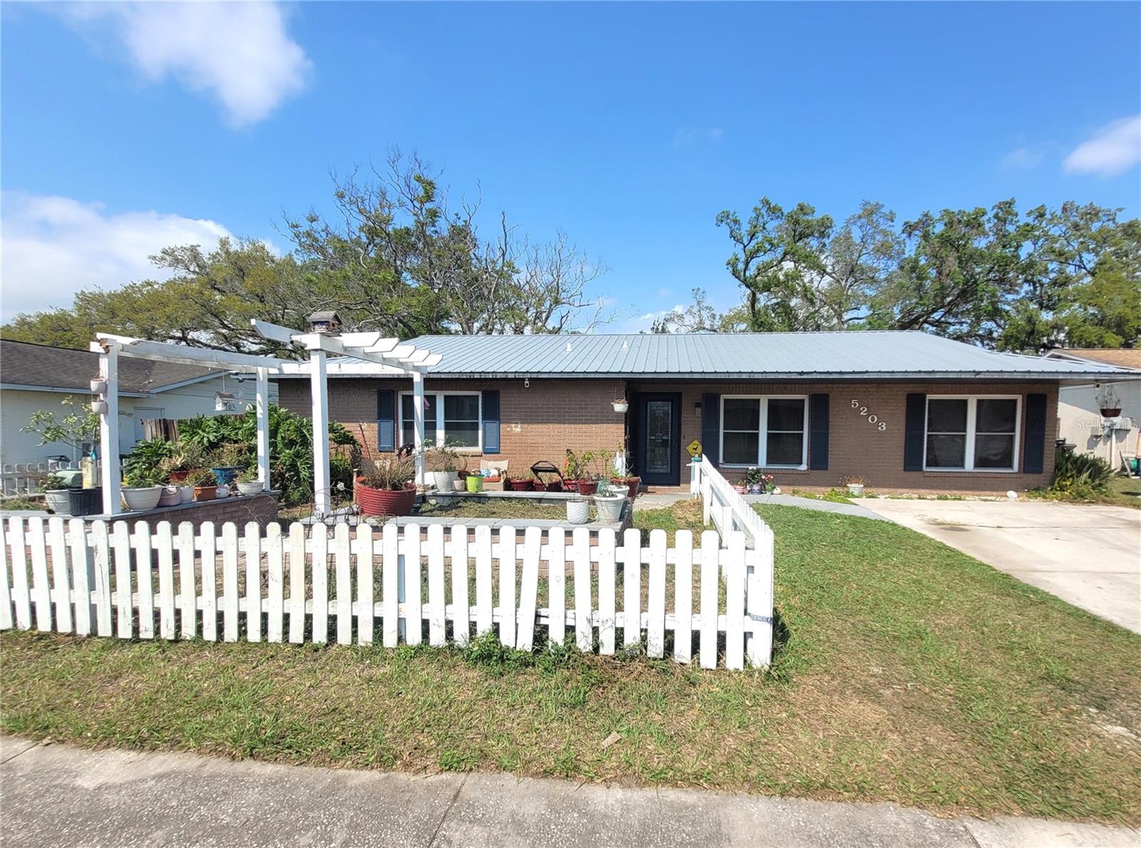 Photo of 5203 PRESIDENTIAL STREET SEFFNER FL 33584