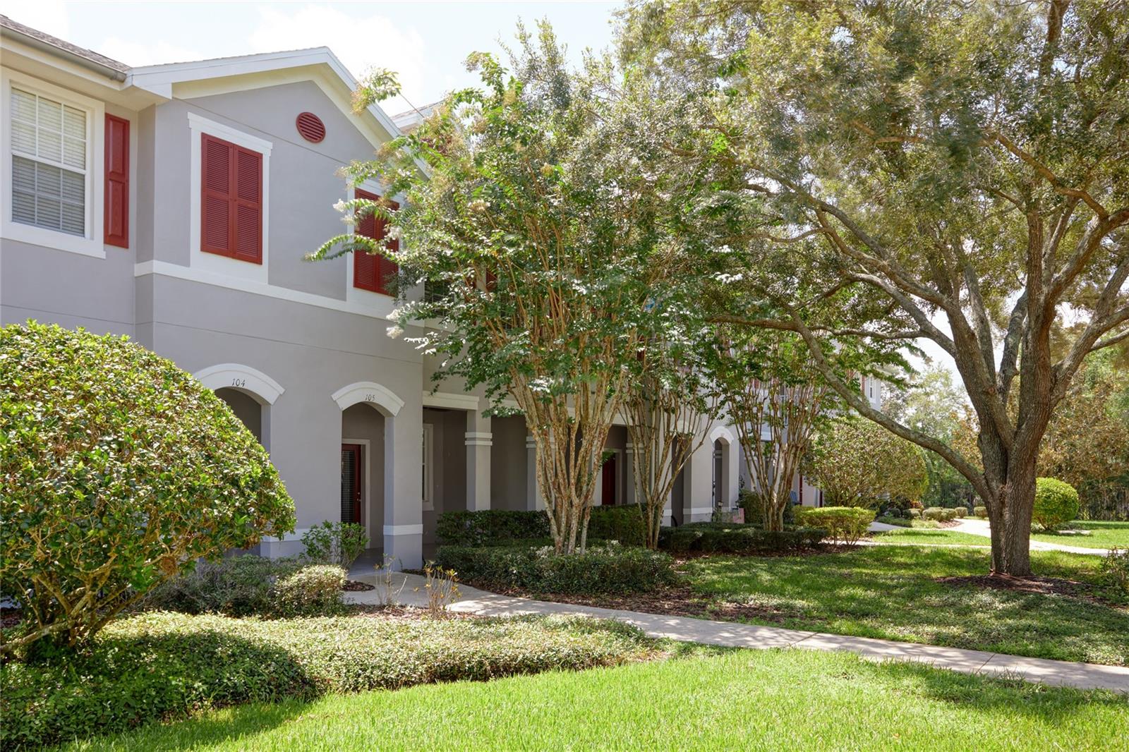 Photo of 9410 GEORGIAN PARK LANE #105 TAMPA FL 33626
