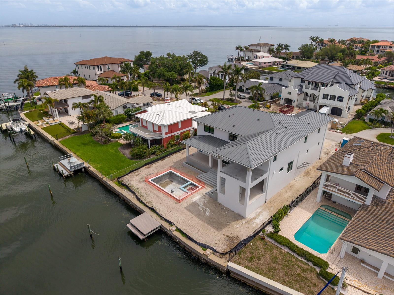 Photo of 2071 ILLINOIS AVENUE ST PETERSBURG FL 33703