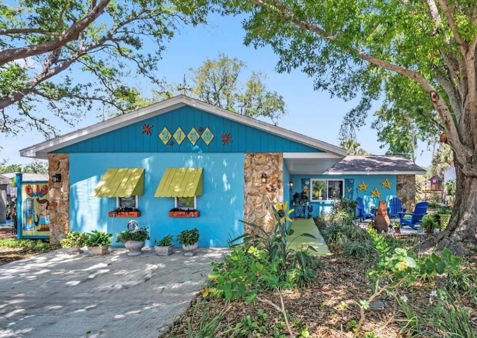 Photo of 2159 BARCELONA WAY ST PETERSBURG FL 33712