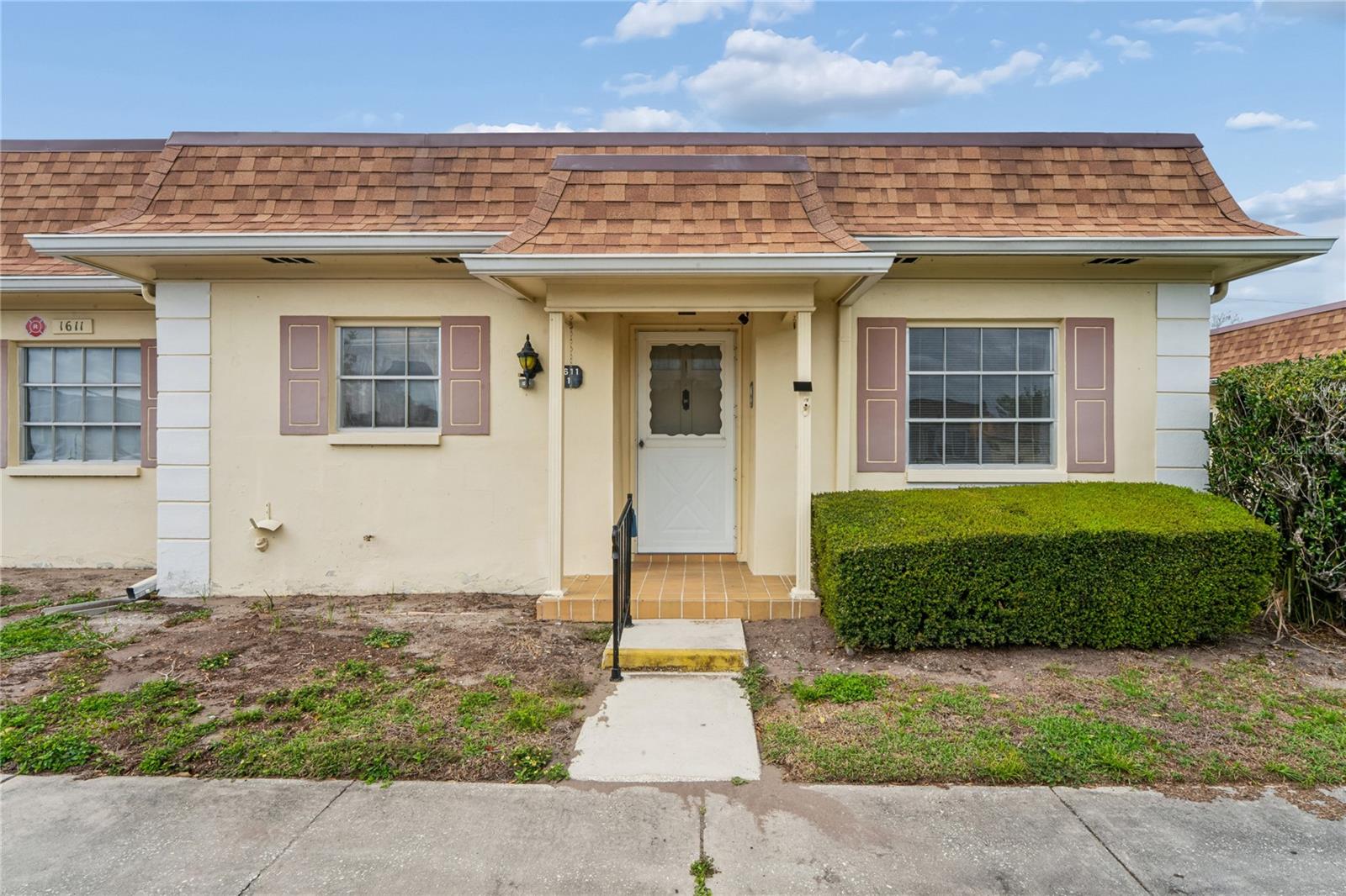 Photo of 1611 S LAKE AVENUE #1 CLEARWATER FL 33756