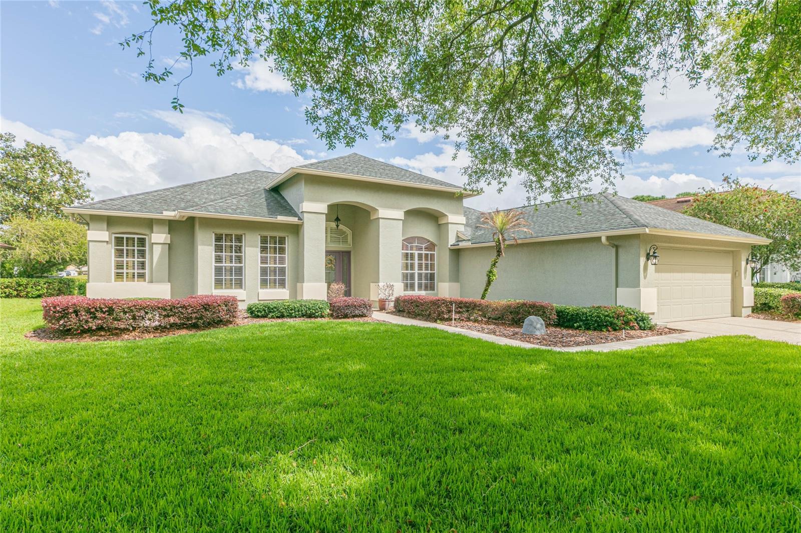 Photo of 3516 SHADOWOOD DRIVE VALRICO FL 33596
