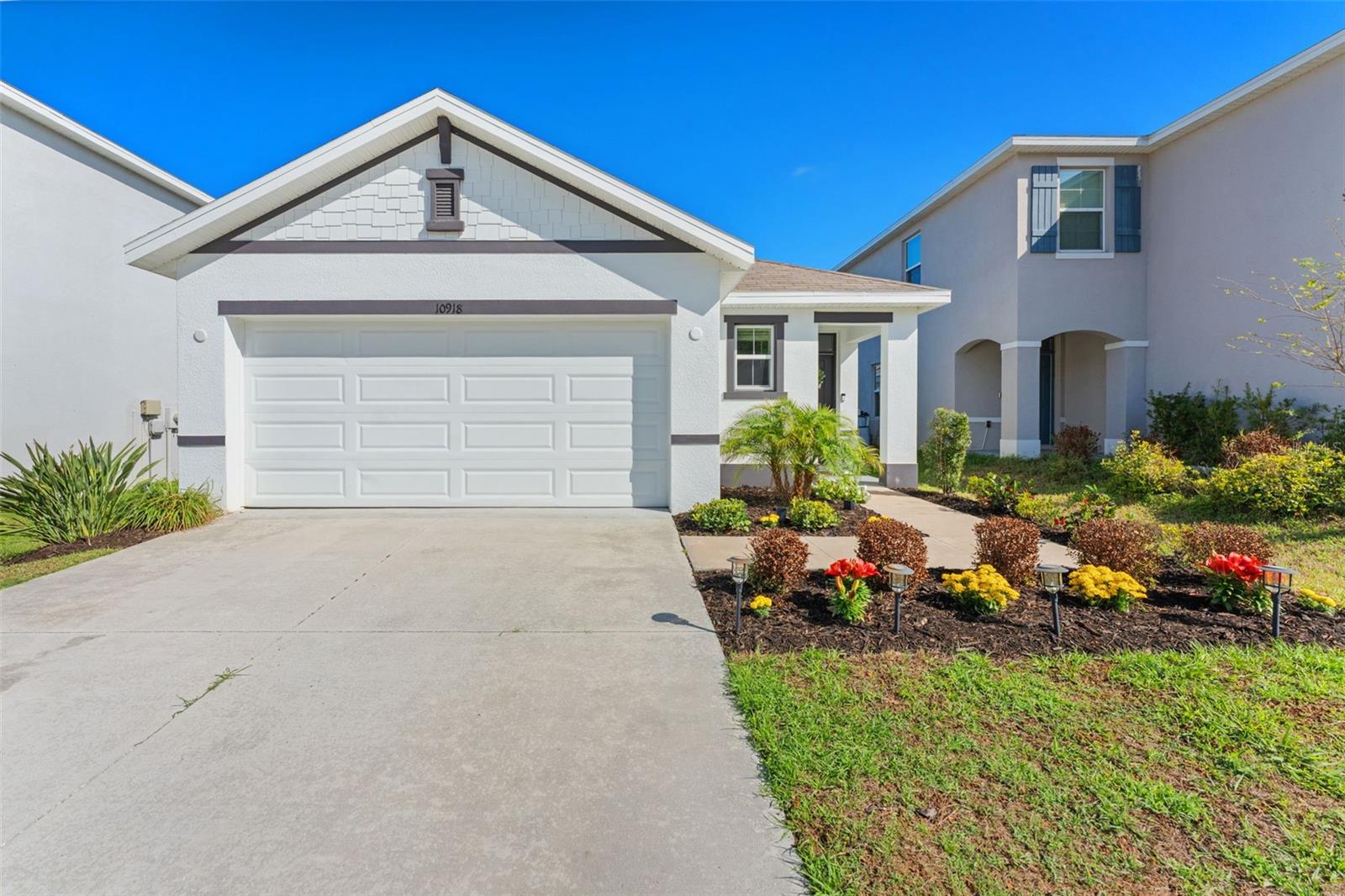 Photo of 10918 TRAILING VINE DRIVE TAMPA FL 33610