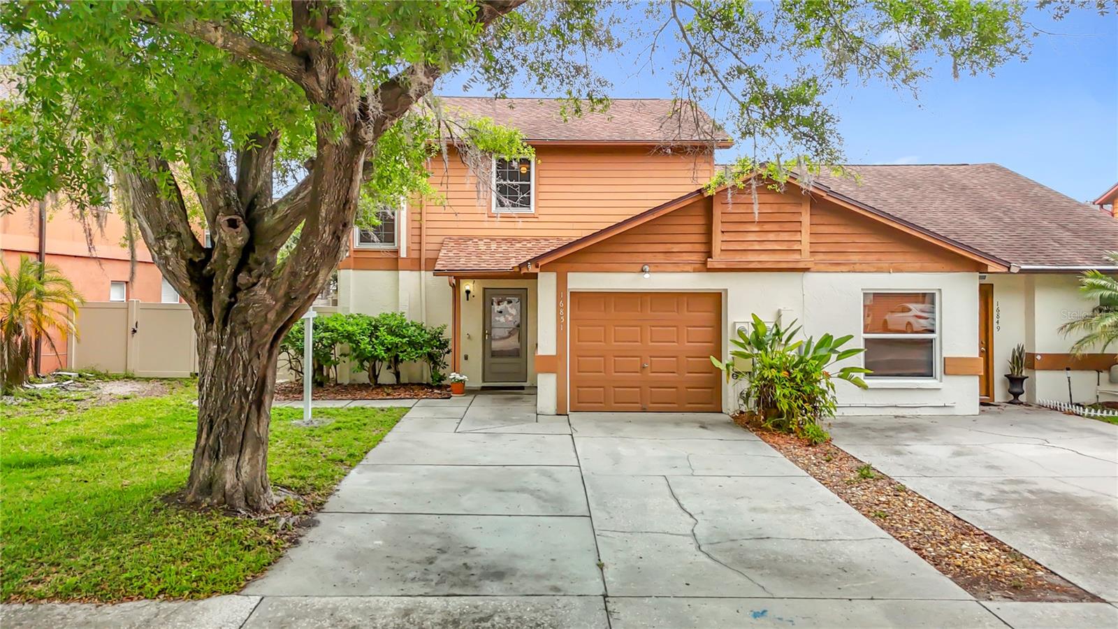 Photo of 16851 LE CLARE SHORES DRIVE TAMPA FL 33624