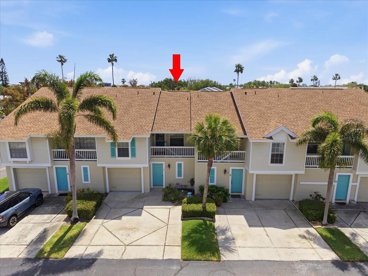 Photo of 227 SUN VISTA COURT TREASURE ISLAND FL 33706