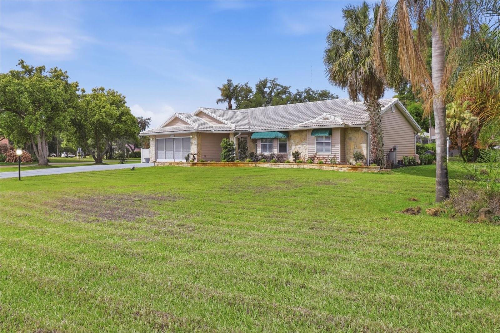 Photo of 35103 RIVERSIDE COURT LEESBURG FL 34788