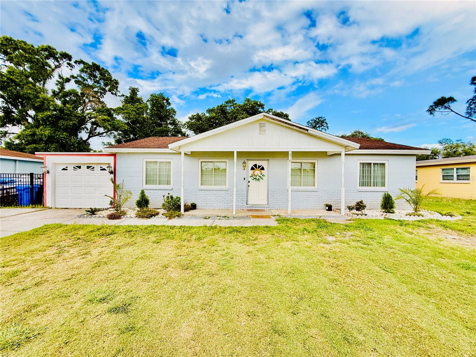 Photo of 2416 WISHING WELL CIRCLE TAMPA FL 33619