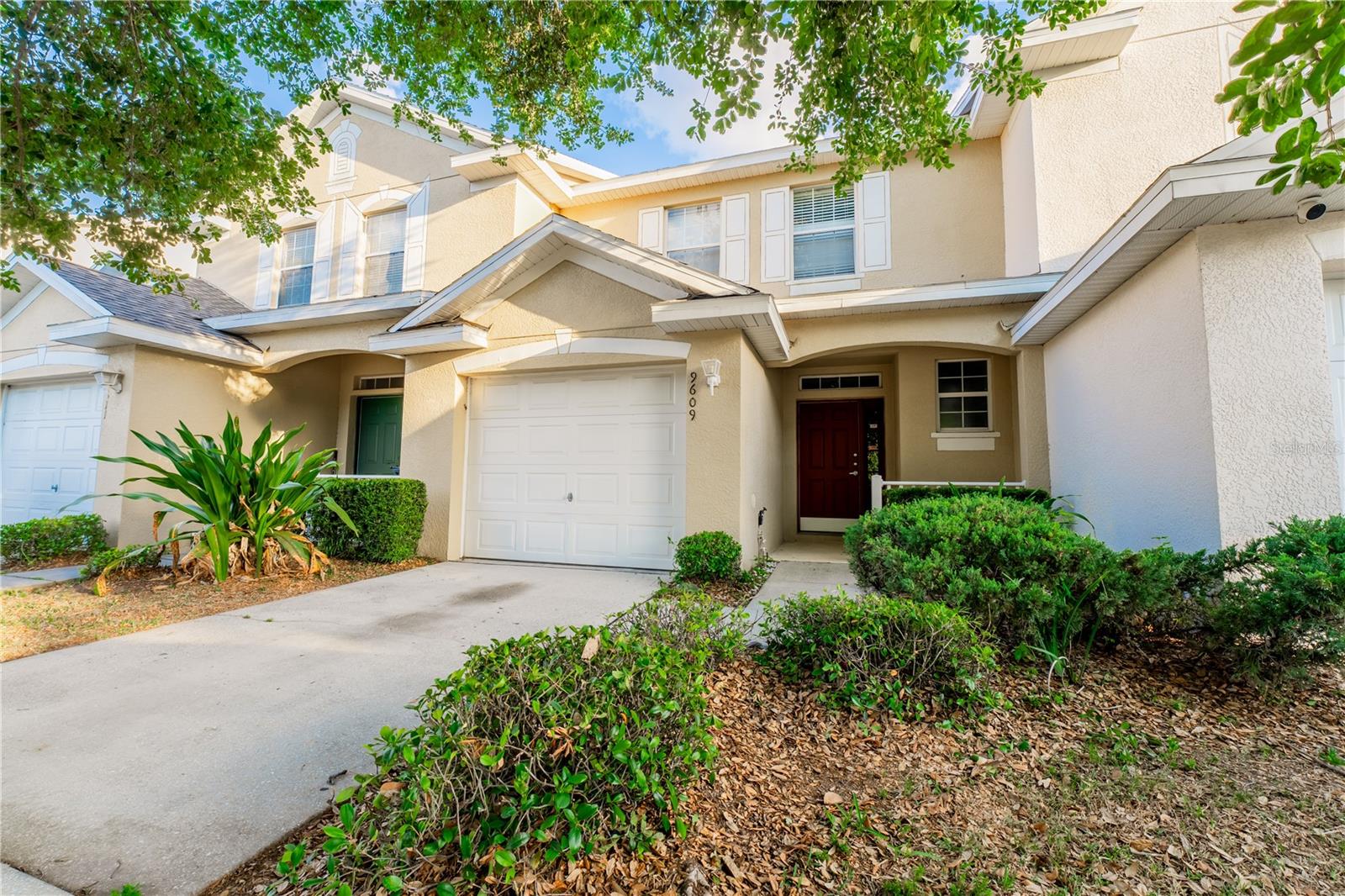 Photo of 9609 CARLSDALE DRIVE RIVERVIEW FL 33578