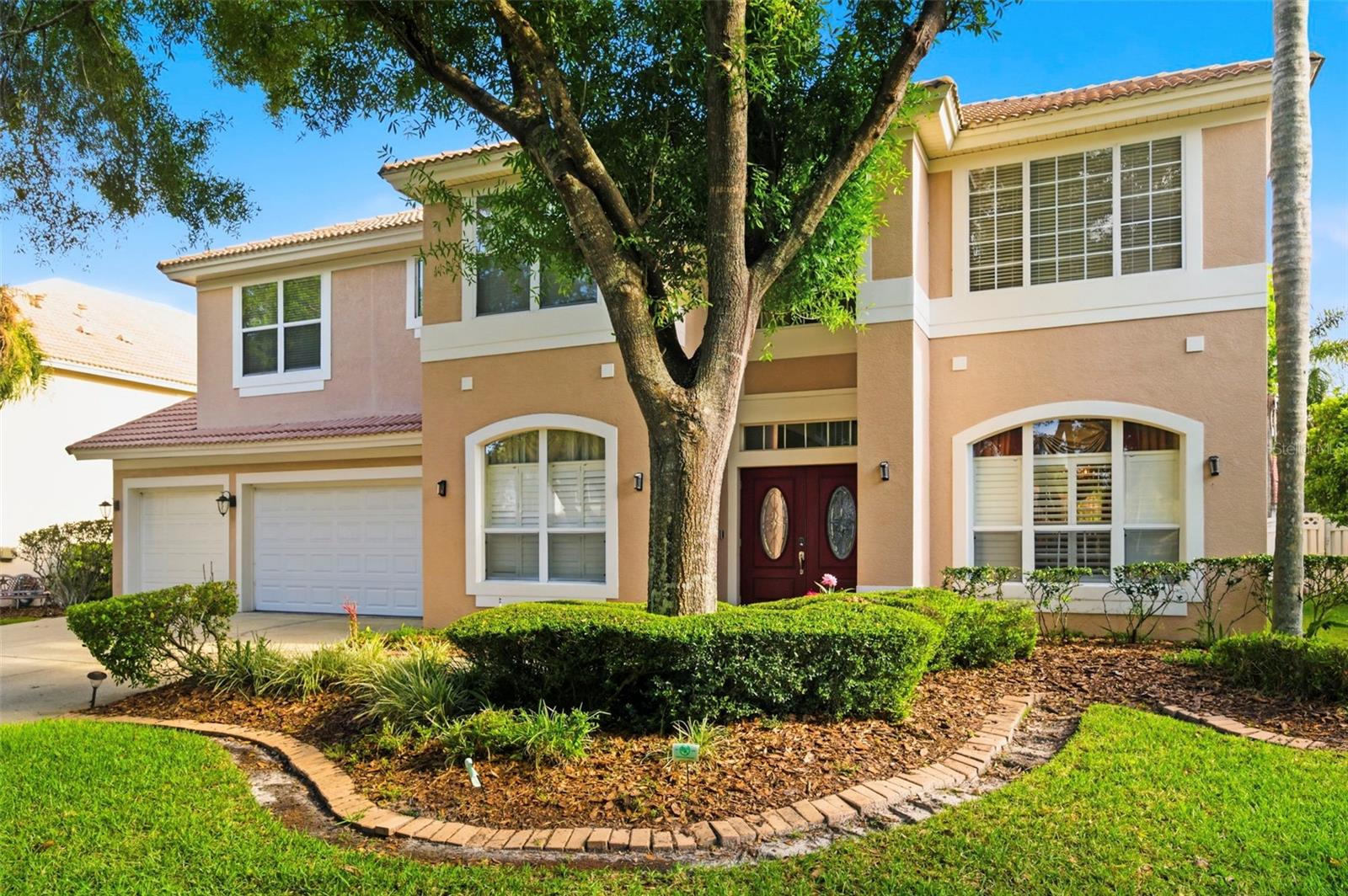 Photo of 9207 MEADOW LANE COURT TAMPA FL 33647