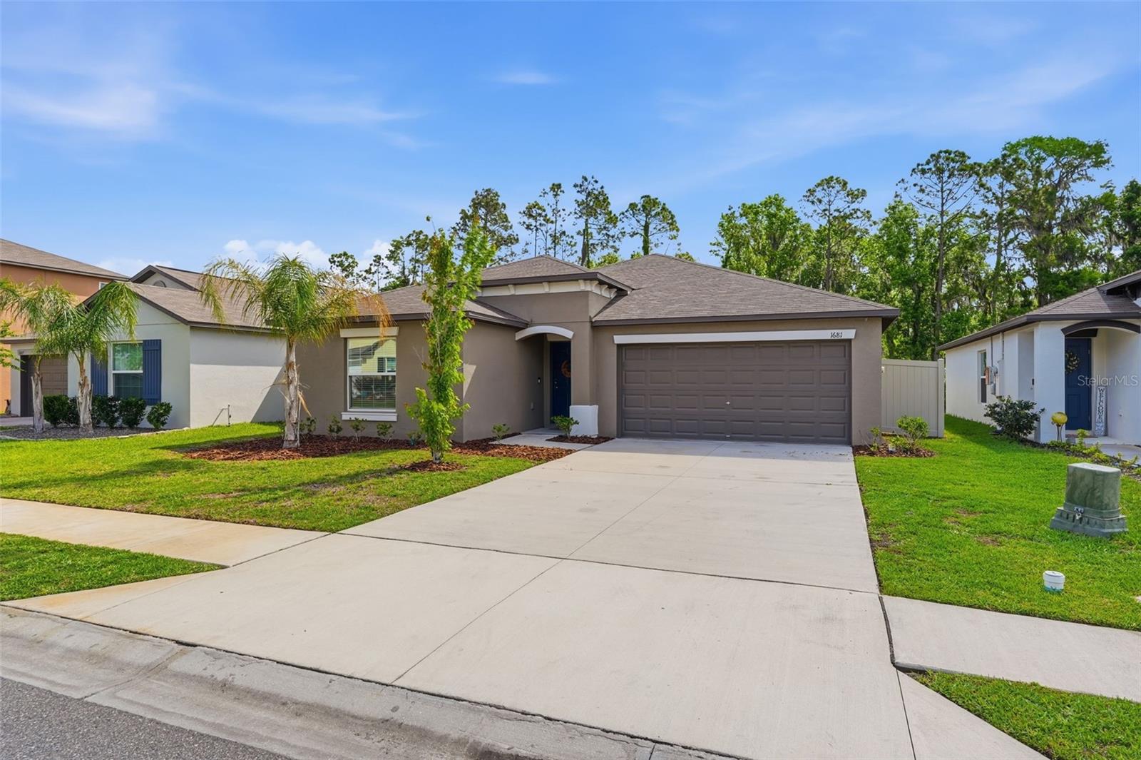 Photo of 1681 RED LOOP LAKELAND FL 33801